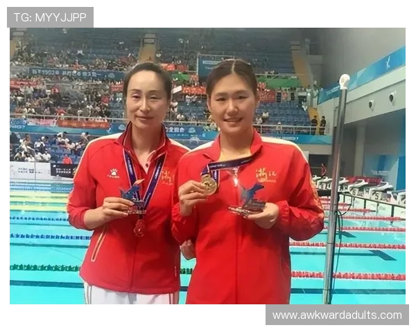 叶诗文居然连咖啡都能喝出奥运冠军的节奏？